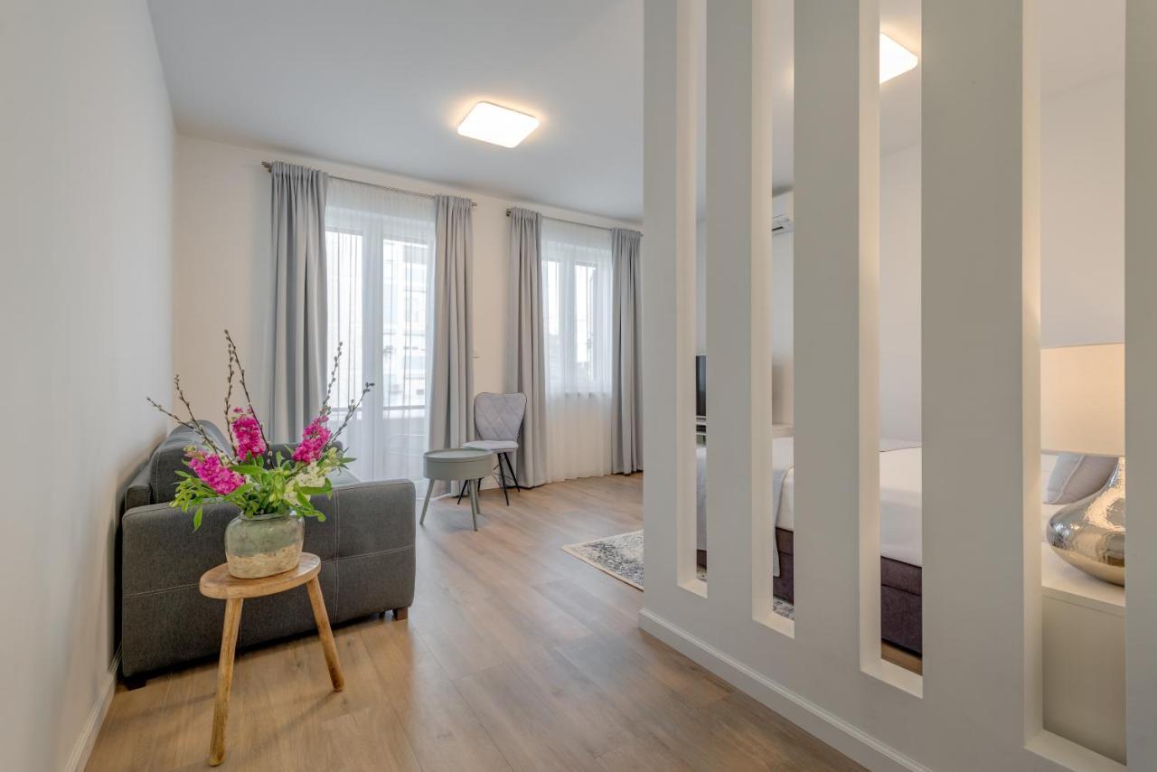 Capital Apartments And Rooms Split Zewnętrze zdjęcie