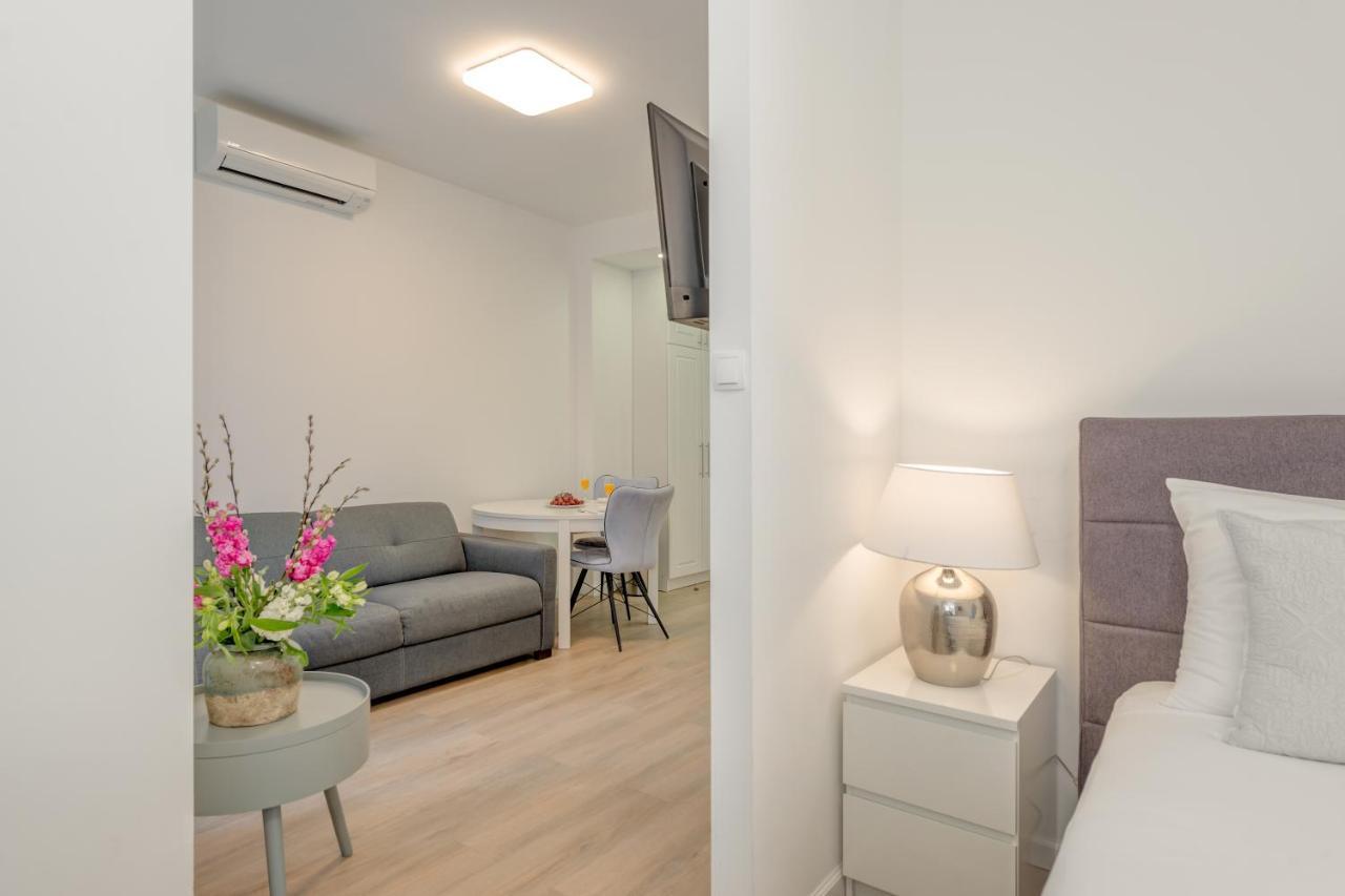 Capital Apartments And Rooms Split Zewnętrze zdjęcie